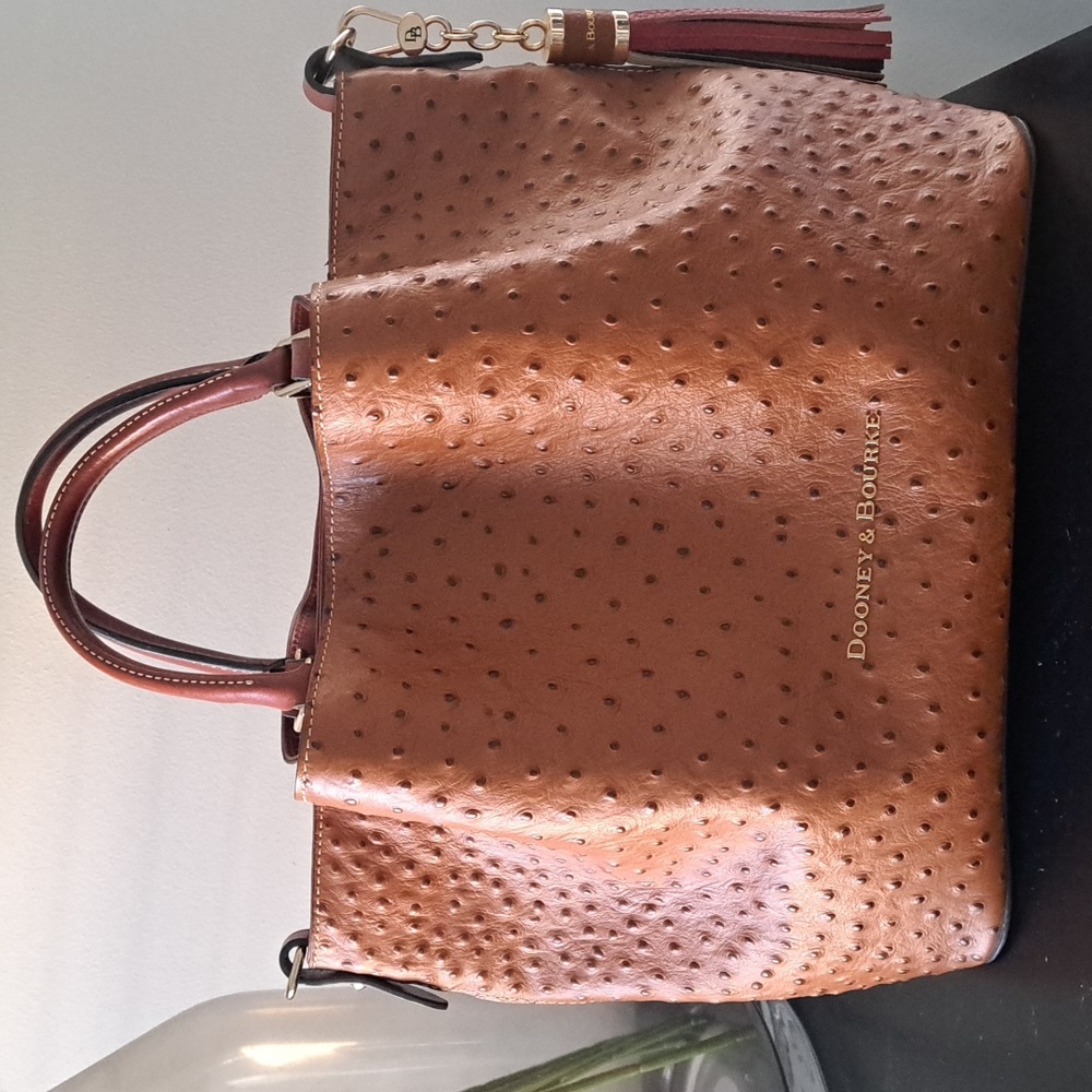 Dooney & Bourke Large Barlow Purse